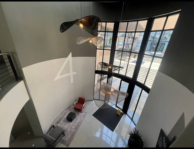 121M² OFFICE TO LET IN ILLOVO